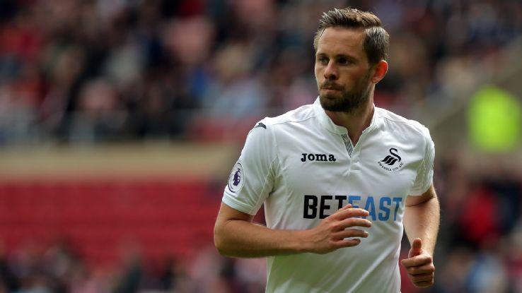 斯洛特：很不巧基耶萨病了，无论作为球员还是个人我都喜欢他