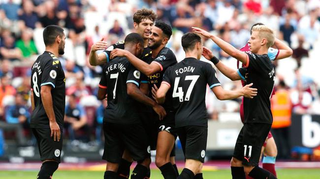 创造历史！新加坡队史首度以非东道主身份打入亚洲杯正赛（队史突破：新加坡首次以非东道主身份晋级亚洲杯正赛）