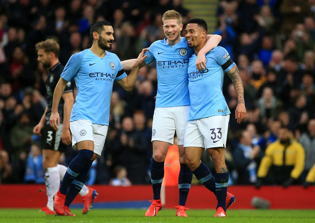 英国教练罗利-霍华德去世，他曾执教海运联33年创吉尼斯纪录