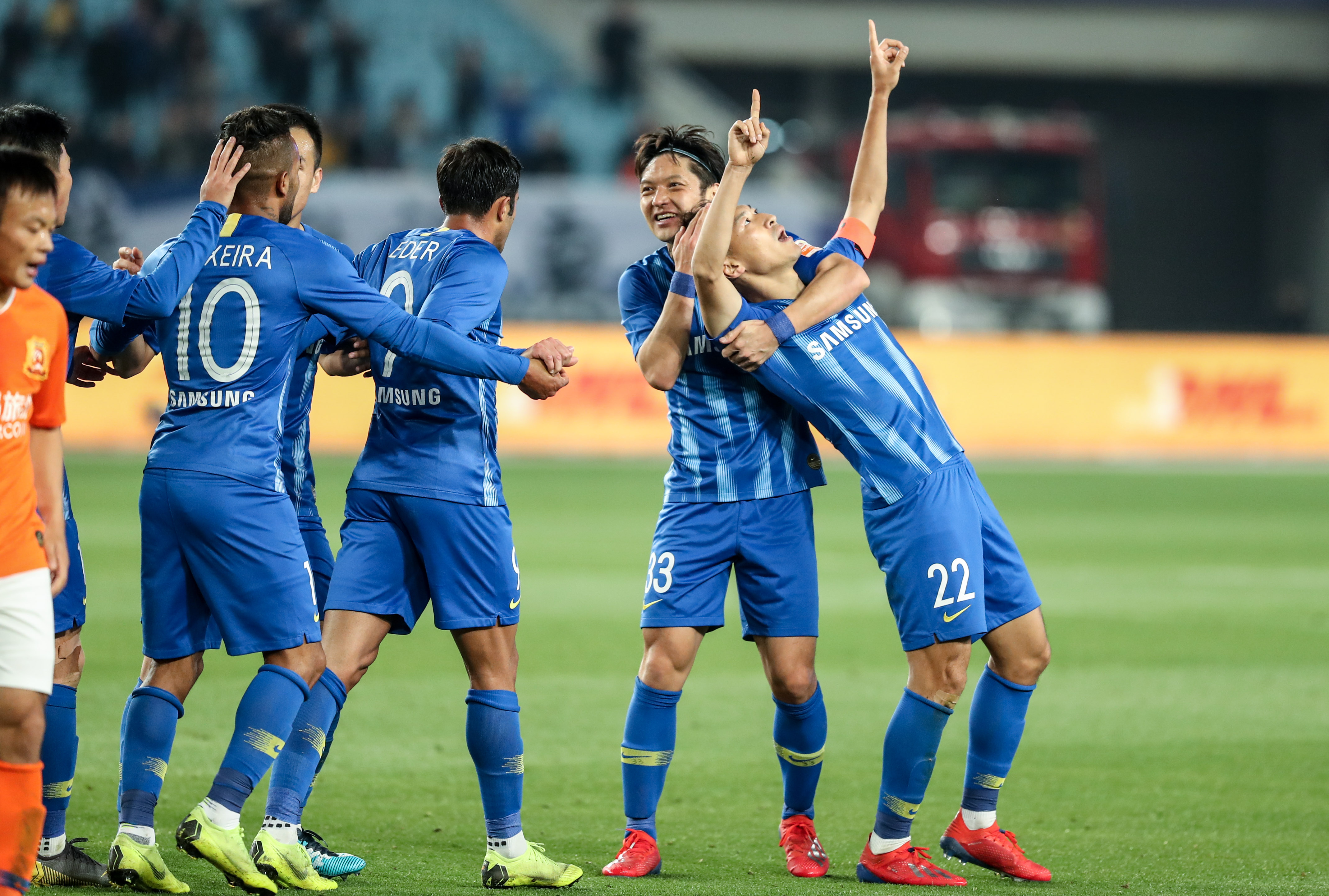 米兰跟迈尼昂续约已达成口头协议，续约2年加一年选择权