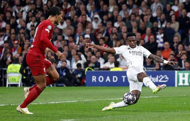 巴萨新星连续爆发惊艳球迷