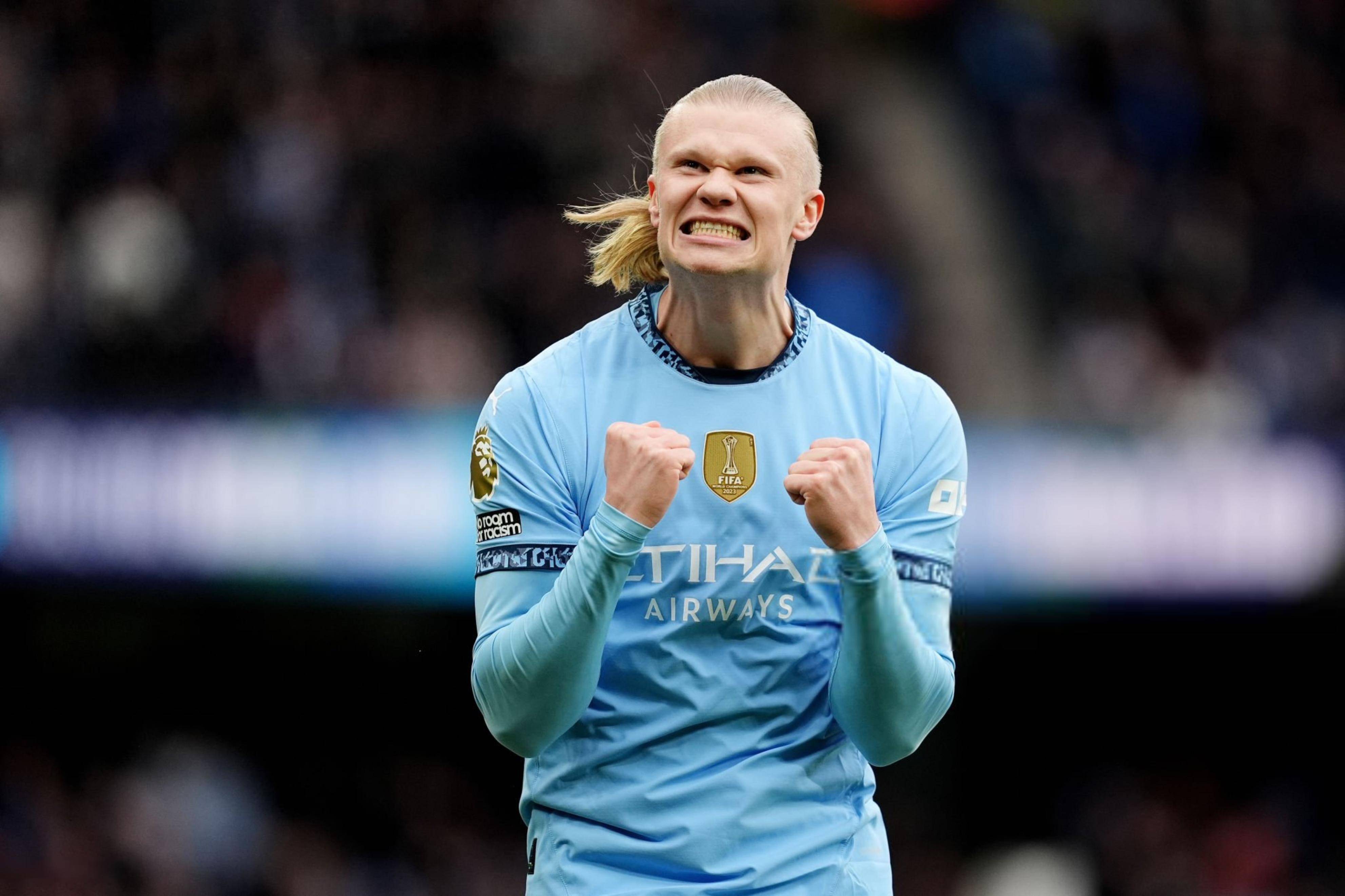 德甲战报：勒威林造三球，斯图加特4-0十人云达不莱梅（德甲：勒威林参与三球，斯图加特4-0大胜10人云达不莱梅）