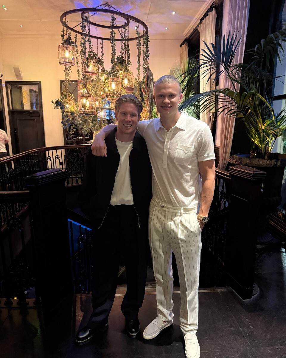 马竞官方：冈萨雷斯右大腿肌肉拉伤，何时复出尚有待观察（马竞通报：冈萨雷斯右大腿肌肉拉伤，复出时间未定）